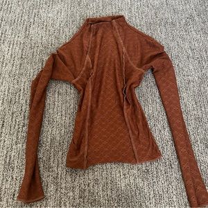 🦋 urban outfitters rust orange turtle neck